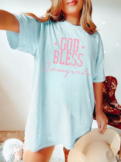 God Bless Cowgirls, Western Graphic Tee, Cowgirl Fashion, Vintage Boho, Country Music Shirt, Nashville Shirt, Country Girl Tee, Cowgirl Tee