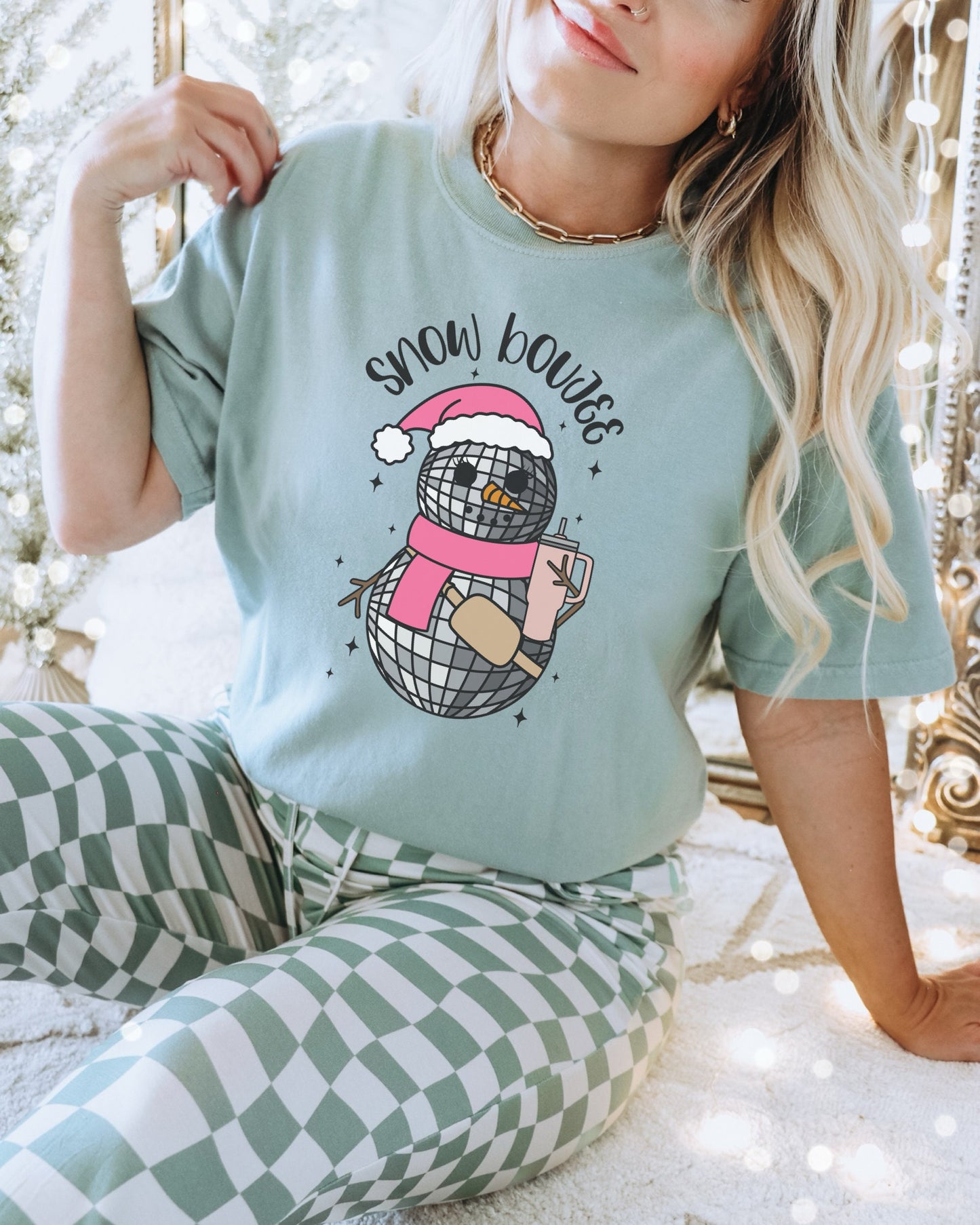 Snow Boujee Shirt, Cute Christmas Shirt, Trendy Christmas Tshirt, Holiday Apparel, Retro Christmas Graphic Tee, Groovy Christmas Shirt, Xmas