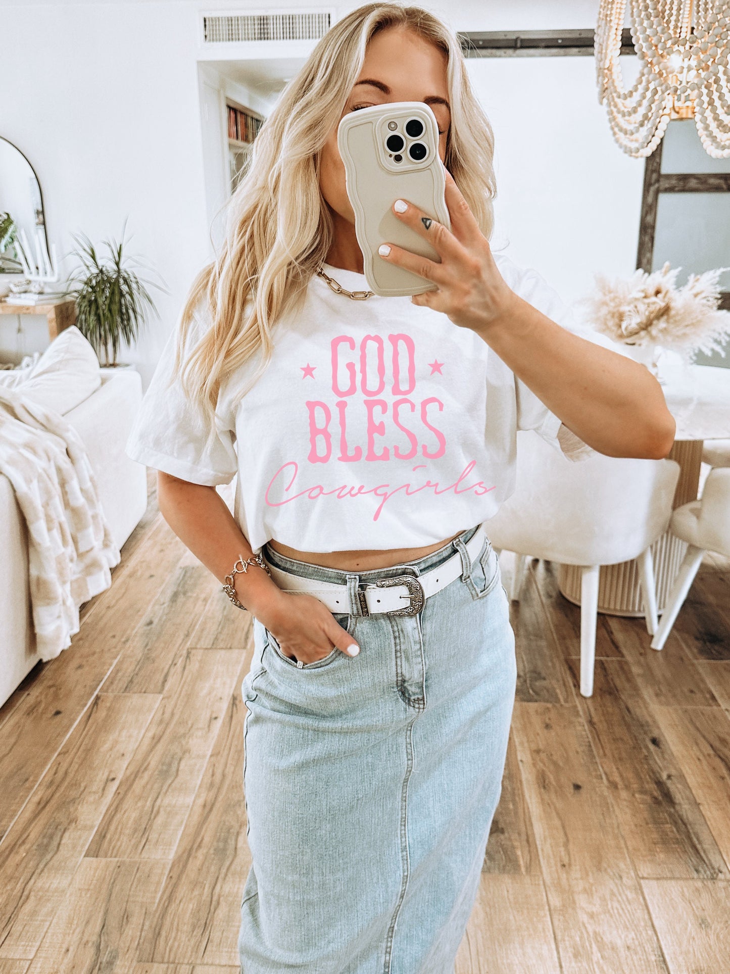 God Bless Cowgirls, Western Graphic Tee, Cowgirl Fashion, Vintage Boho, Country Music Shirt, Nashville Shirt, Country Girl Tee, Cowgirl Tee