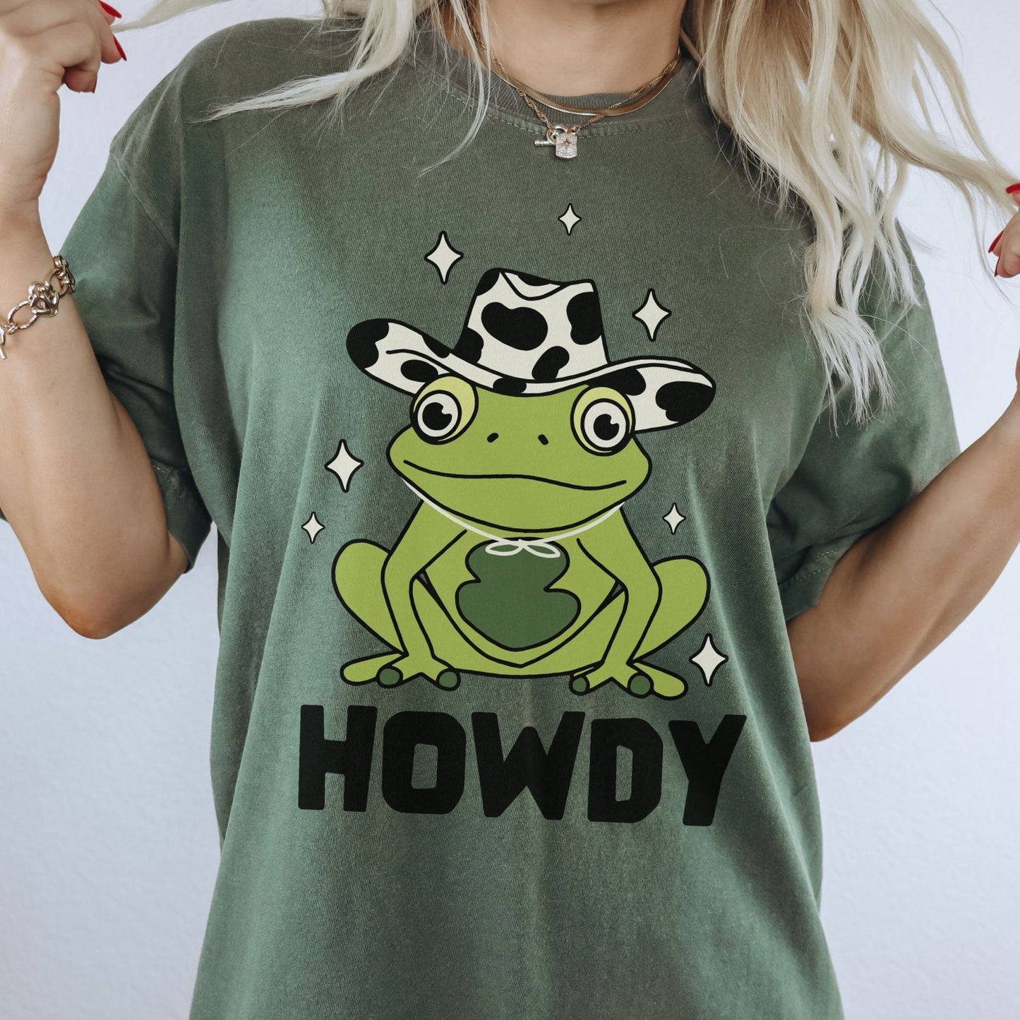 Howdy Frog Shirt, Cowboy Frog Shirt, Cowboy Graphic Tee, Western Graphic Tee, Howdy Shirt, Country Tee, Cute Cowgirl Shirts, Frog Tshirt