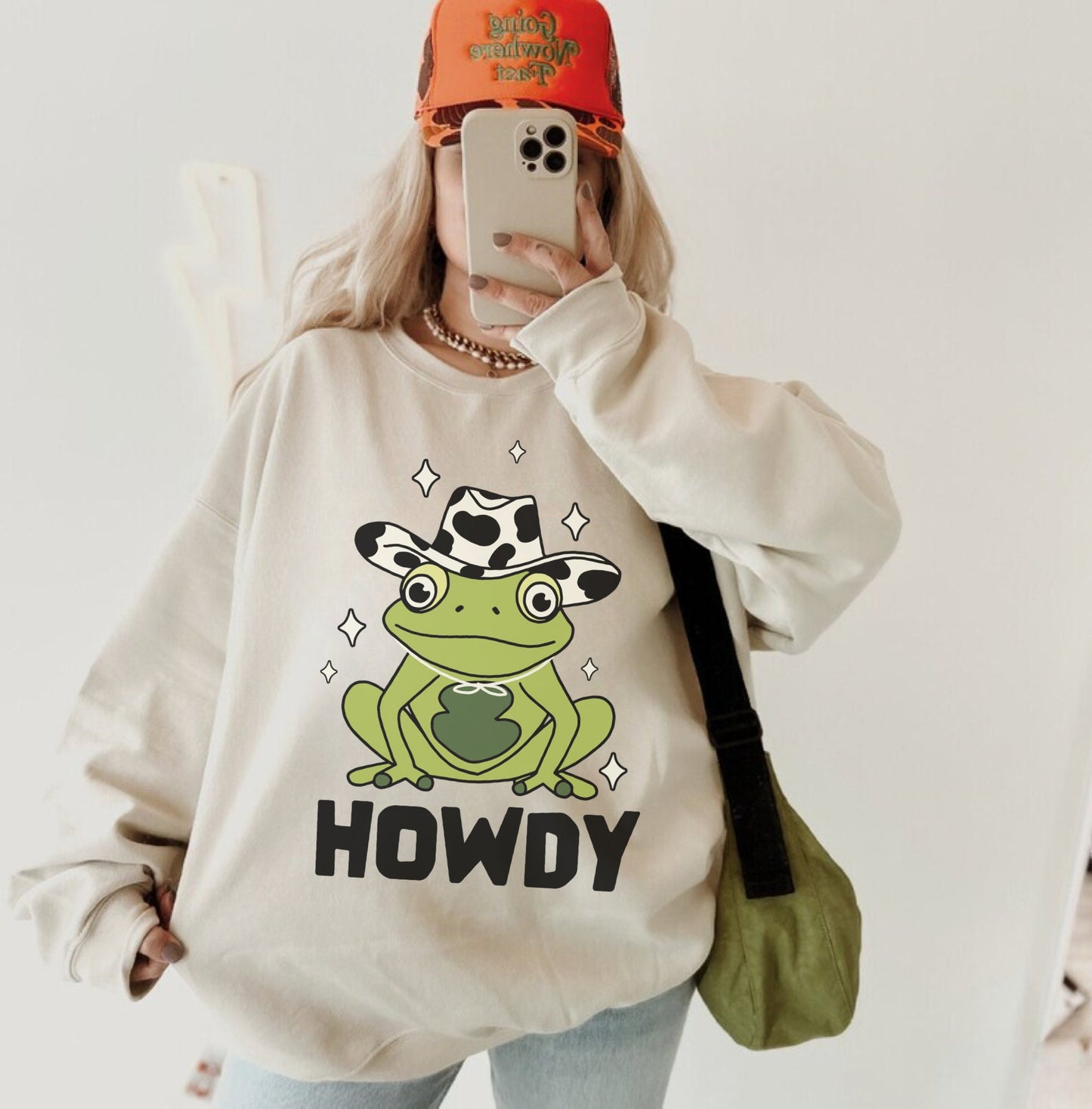 Howdy Frog Shirt, Cowboy Frog Shirt, Frog Sweatshirt, Howdy Shirt, Cowgirl Shirt, Cute Western Shirts, Frog Hoodie, Cowboy Tee, Western Tees