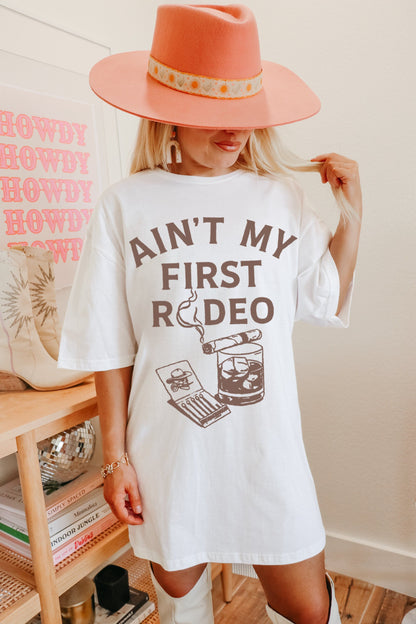 Aint My First Rodeo Shirt, Western Graphic Tees, Country Concert Shirt, Cute Western Shirts, Trendy Western, Cowgirl Rodeo Tee, Cowboy Tee