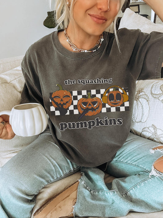 Trendy Pumpkin Shirt, Retro Halloween Shirt, Edgy Halloween, Spooky Season Shirt, 90s Halloween, Vintage Pumpkin Shirt, Cute Fall Shirt