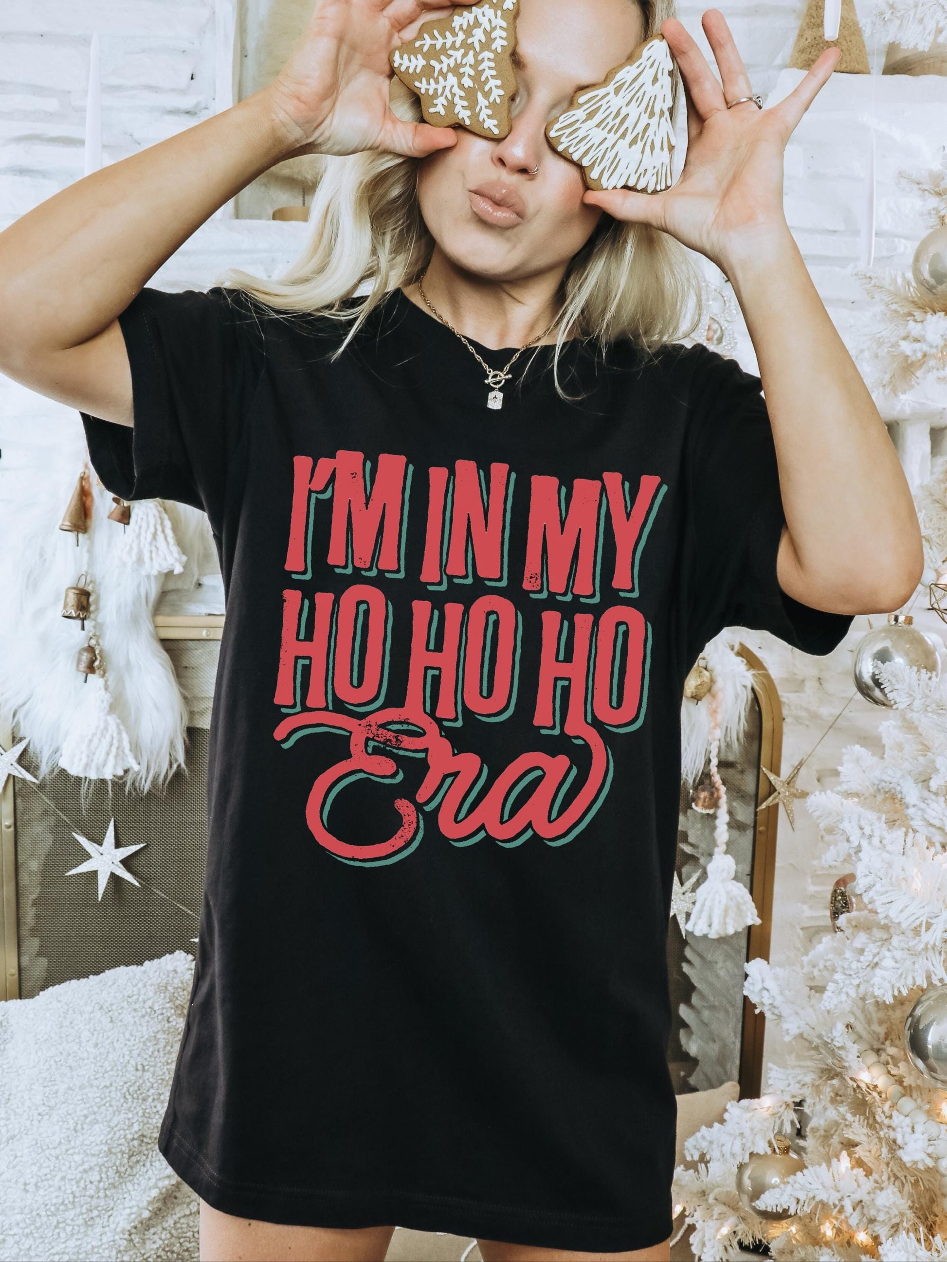 Hohoho Shirt, Retro Santa Shirt, Funny Xmas Shirt, Cute Christmas Tee, Retro Holiday Shirt, Holiday Party Shirt, Trendy Christmas Shirt